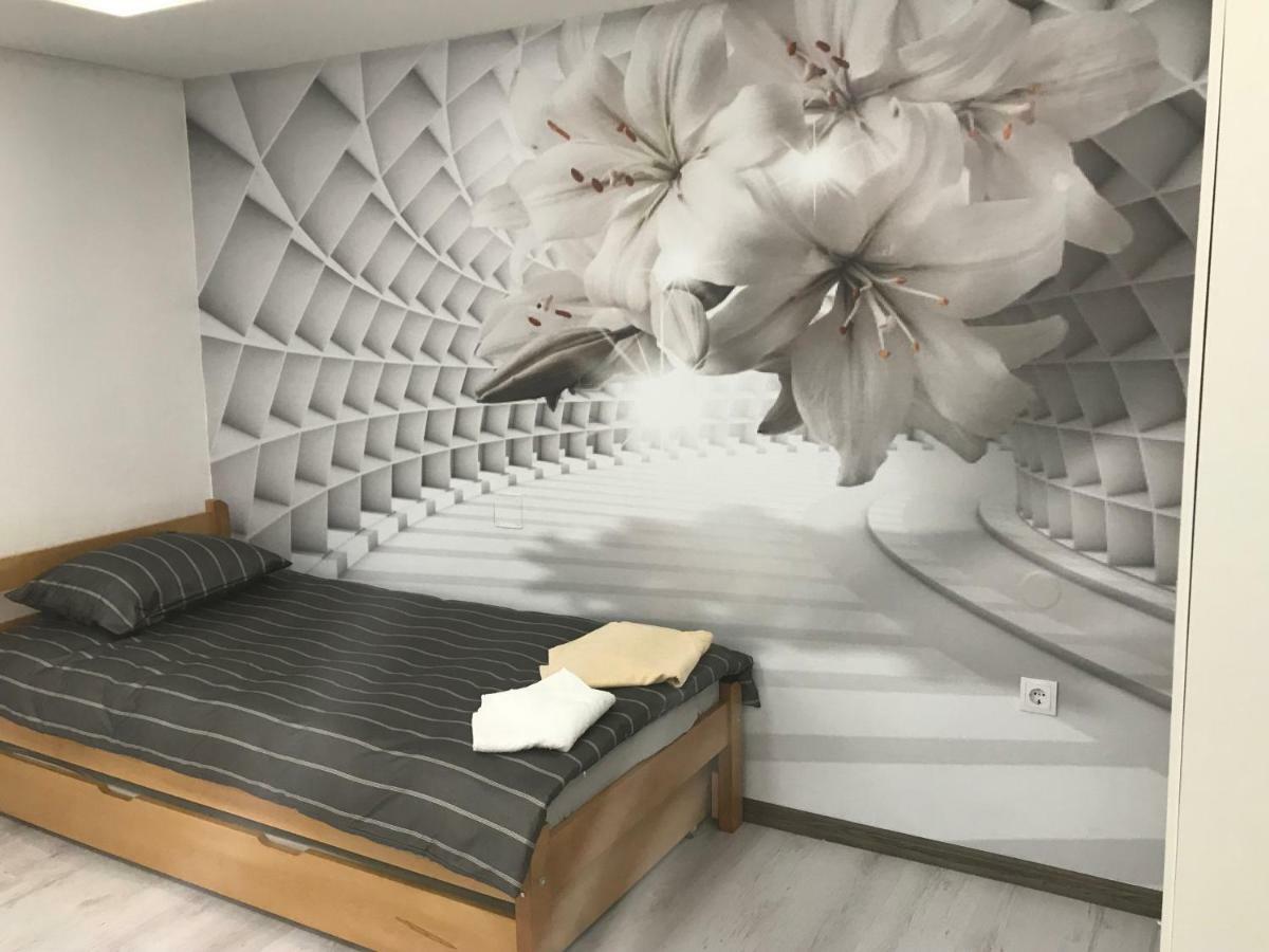 Apartman Lilium Apartment ซาราเยโว ภายนอก รูปภาพ